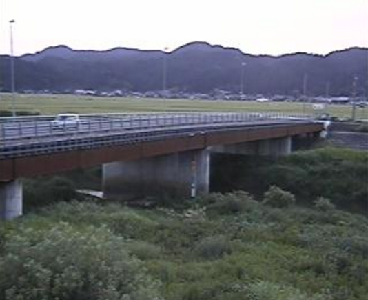 五泉市新千歳橋ライブカメラは、新潟県五泉市石倉の新千歳橋付近に設置された能代川・新潟県道41号白根安田線が見えるライブカメラです。