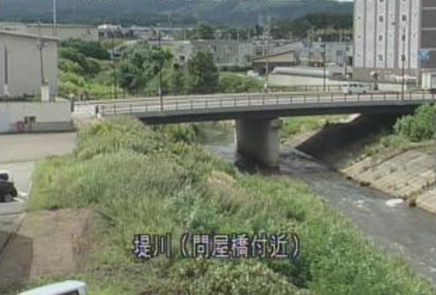 堤川問屋橋ライブカメラは、青森県青森市問屋町の問屋橋付近に設置された堤川が見えるライブカメラです。