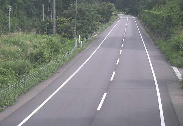 長野県道33号美麻トンネル南ライブカメラは、長野県大町市美麻の美麻トンネル南に設置された長野県道33号白馬美麻線が見えるライブカメラです。