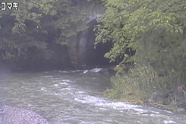 馬淵川駒木下流部管ライブカメラは、岩手県一戸町小鳥谷の駒木下流部管に設置された馬淵川が見えるライブカメラです。