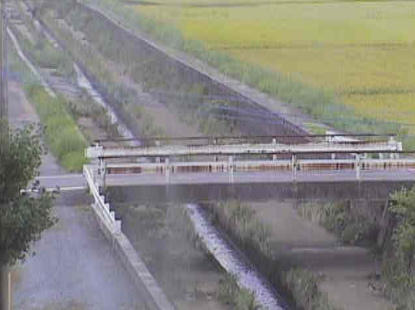 庄司川柳橋ライブカメラは、福岡県飯塚市柳橋の柳橋に設置された庄司川が見えるライブカメラです。