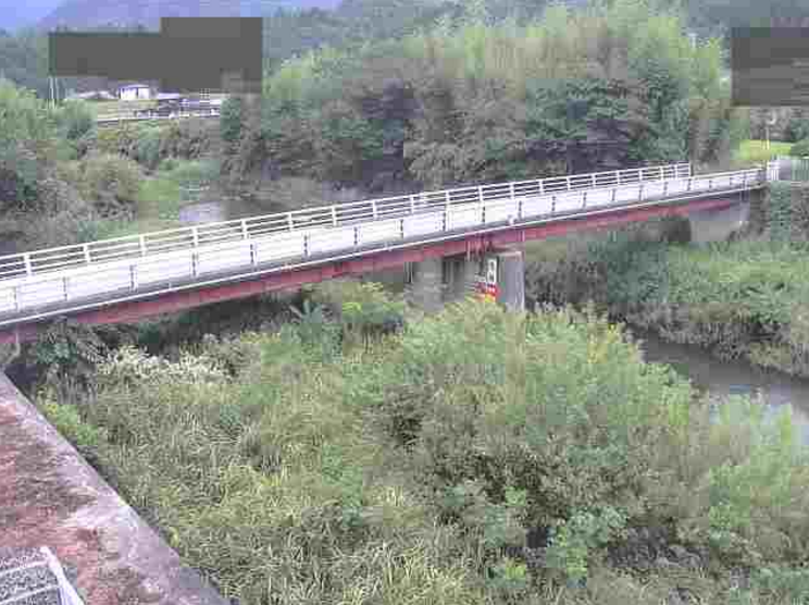 湊川与田山ライブカメラは、香川県東かがわ市の与田山に設置された湊川が見えるライブカメラです。