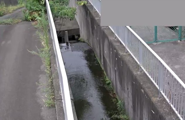 天神川沈砂池ライブカメラは、兵庫県神戸市東灘区の沈砂池に設置された天神川が見えるライブカメラです。