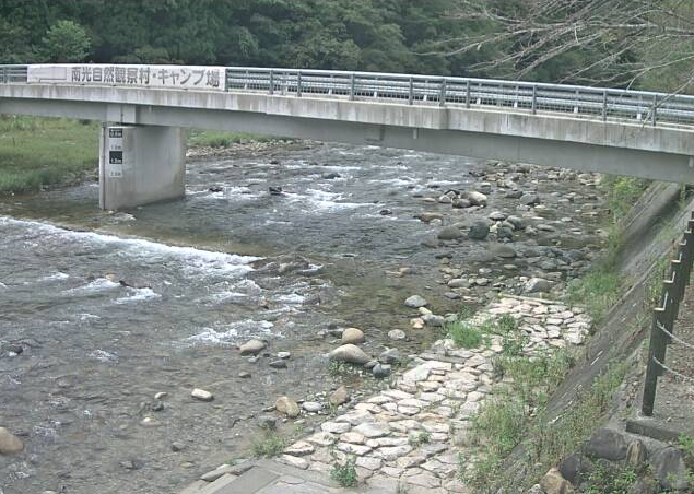 千種川船越ライブカメラは、兵庫県佐用町船越の船越(長林橋)に設置された千種川が見えるライブカメラです。