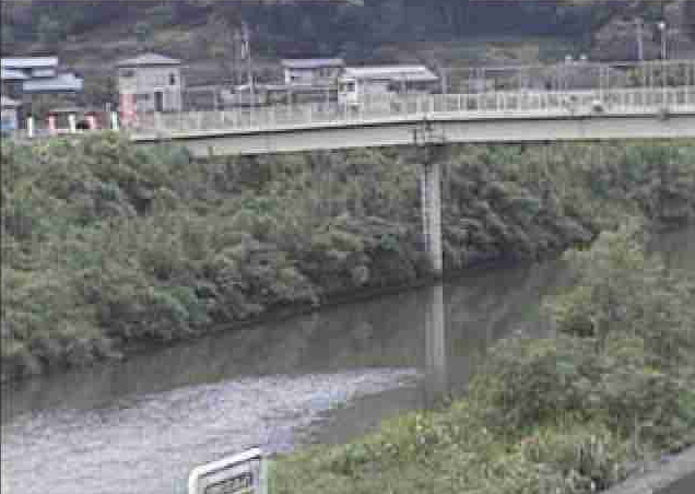 井芹川西部水道センターライブカメラは、熊本県熊本市西区の西部水道センターに設置された井芹川が見えるライブカメラです。