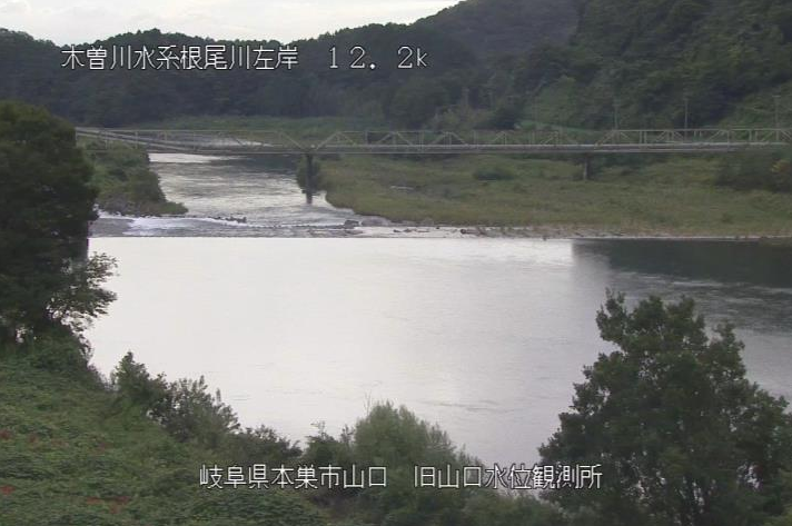 根尾川山口ライブカメラは、岐阜県本巣市山口の旧山口水位観測所に設置された根尾川が見えるライブカメラです。