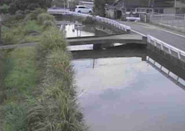 潤川三拾町ライブカメラは、熊本県宇土市の三拾町(九谷橋下流)に設置された潤川が見えるライブカメラです。