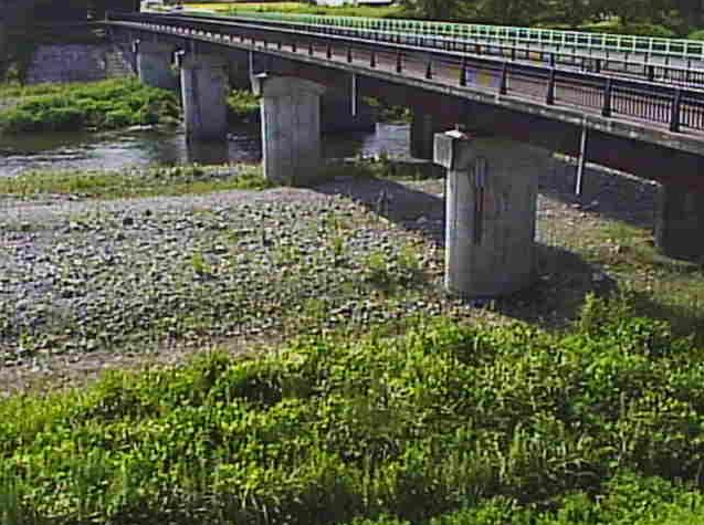 安曇川船橋ライブカメラは、滋賀県高島市朽木の船橋に設置された安曇川が見えるライブカメラです。