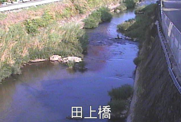 新川田上橋ライブカメラは、鹿児島県鹿児島市田上の田上橋に設置された新川が見えるライブカメラです。