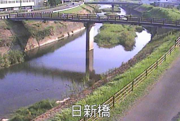 加世田川日新橋ライブカメラは、鹿児島県南さつま市加世田の日新橋に設置された加世田川が見えるライブカメラです。