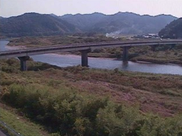 北川家田ライブカメラは、宮崎県延岡市北川町の家田に設置された北川が見えるライブカメラです。