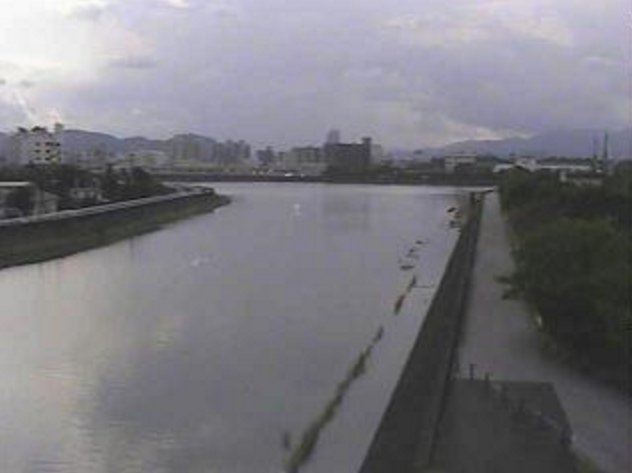 舟入川高知県立美術館ライブカメラは、高知県高知市高須の高知県立美術館に設置された舟入川が見えるライブカメラです。