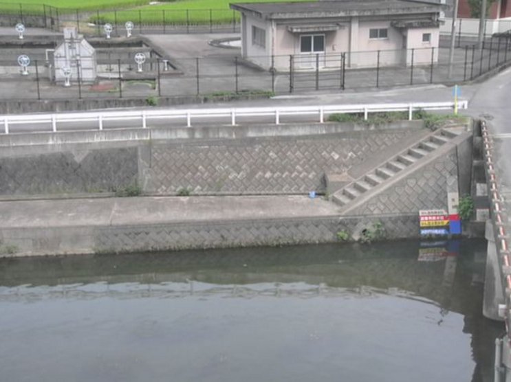 春日川川北橋ライブカメラは、香川県高松市西植田町の川北橋に設置された春日川が見えるライブカメラです。