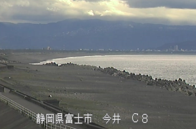 富士海岸今井ライブカメラは、静岡県富士市の今井に設置された富士海岸が見えるライブカメラです。