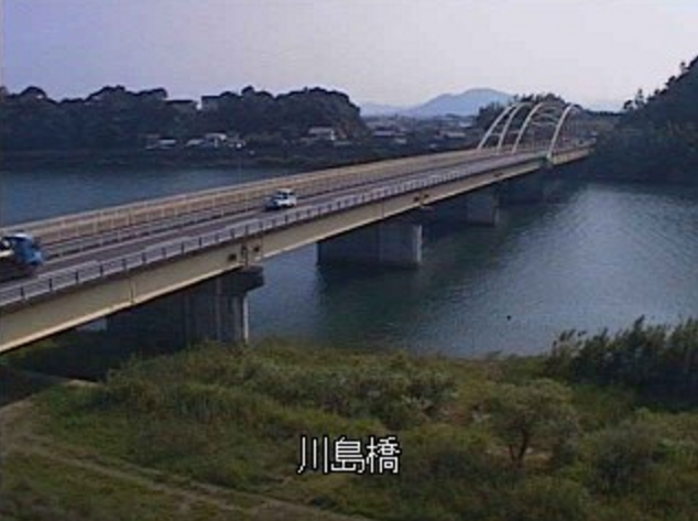 北川川島橋ライブカメラは、宮崎県延岡市川島町の川島橋に設置された北川・国道388号(日豊リアスライン)が見えるライブカメラです。
