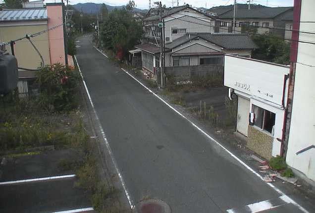ブックスアトム交差点ライブカメラは、福島県大熊町下野上のブックスアトム交差点に設置された福島県道252号夫沢大野停車場線が見えるライブカメラです。