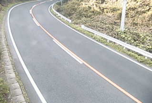 国道145号今井峠ライブカメラは、群馬県沼田市下川田町の今井峠に設置された国道145号(日本ロマンチック街道)が見えるライブカメラです。