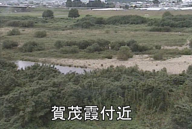 豊川賀茂霞ライブカメラは、愛知県豊川市三上町の賀茂霞に設置された豊川が見えるライブカメラです。