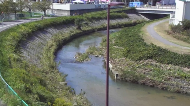 KATCH猿渡川知立市昭和ライブカメラは、愛知県知立市の昭和に設置された猿渡川が見えるライブカメラです。