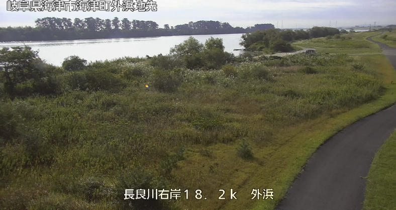 長良川外浜ライブカメラは、岐阜県海津市海津町の外浜に設置された長良川が見えるライブカメラです。