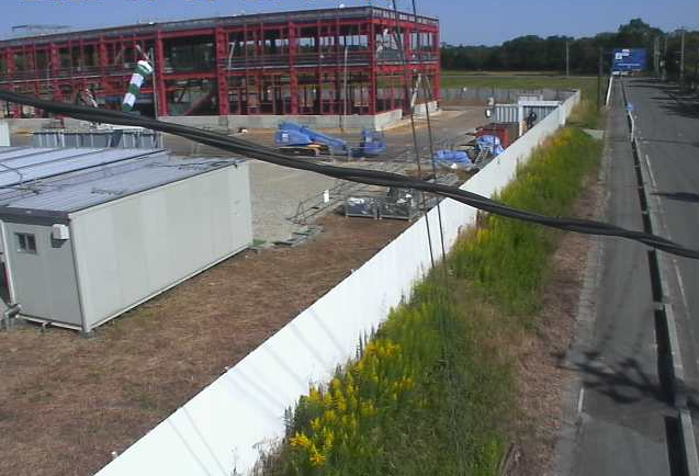 富岡町役場付近ライブカメラは、福島県富岡町本岡の富岡町役場付近に設置された役場付近・富岡町道が見えるライブカメラです。