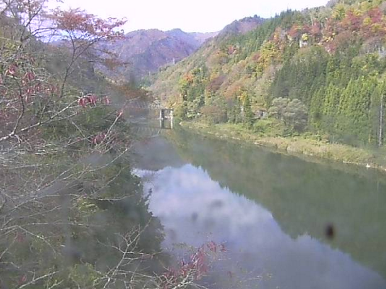 国道252号水沼橋第2ライブカメラは、福島県金山町水沼の水沼橋に設置された国道252号(沼田街道)が見えるライブカメラです。