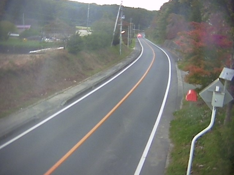 国道349号大越町栗出第2ライブカメラは、福島県田村市の大越町栗出に設置された国道349号(磐城街道)が見えるライブカメラです。