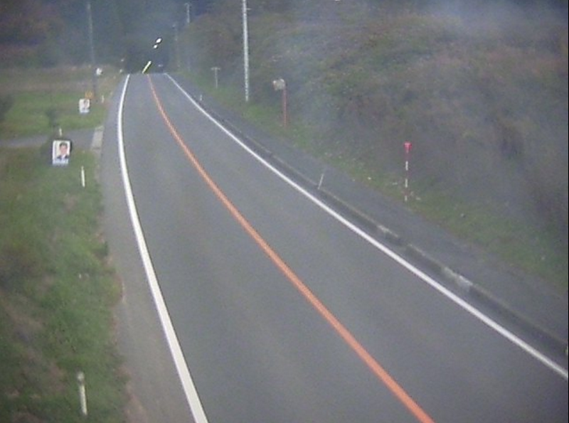 国道349号大越町栗出第1ライブカメラは、福島県田村市の大越町栗出に設置された国道349号(磐城街道)が見えるライブカメラです。