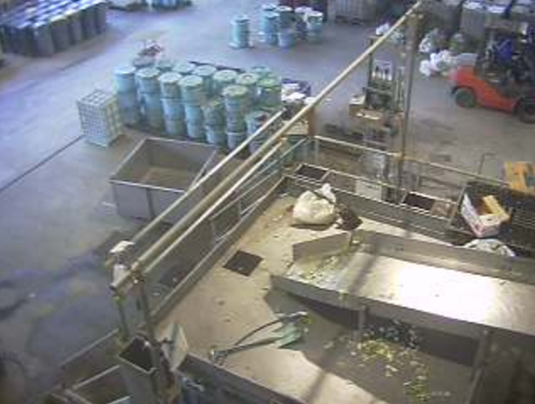 平木工業液体飼料製造装置ライブカメラ(長崎県長崎市三京町)