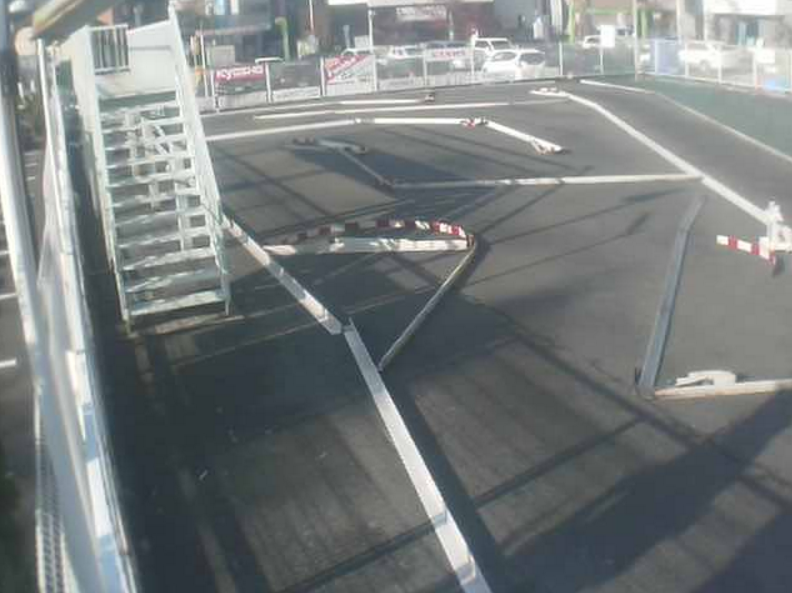 ぽけっとレーシングコースライブカメラ(大阪府大阪市鶴見区)