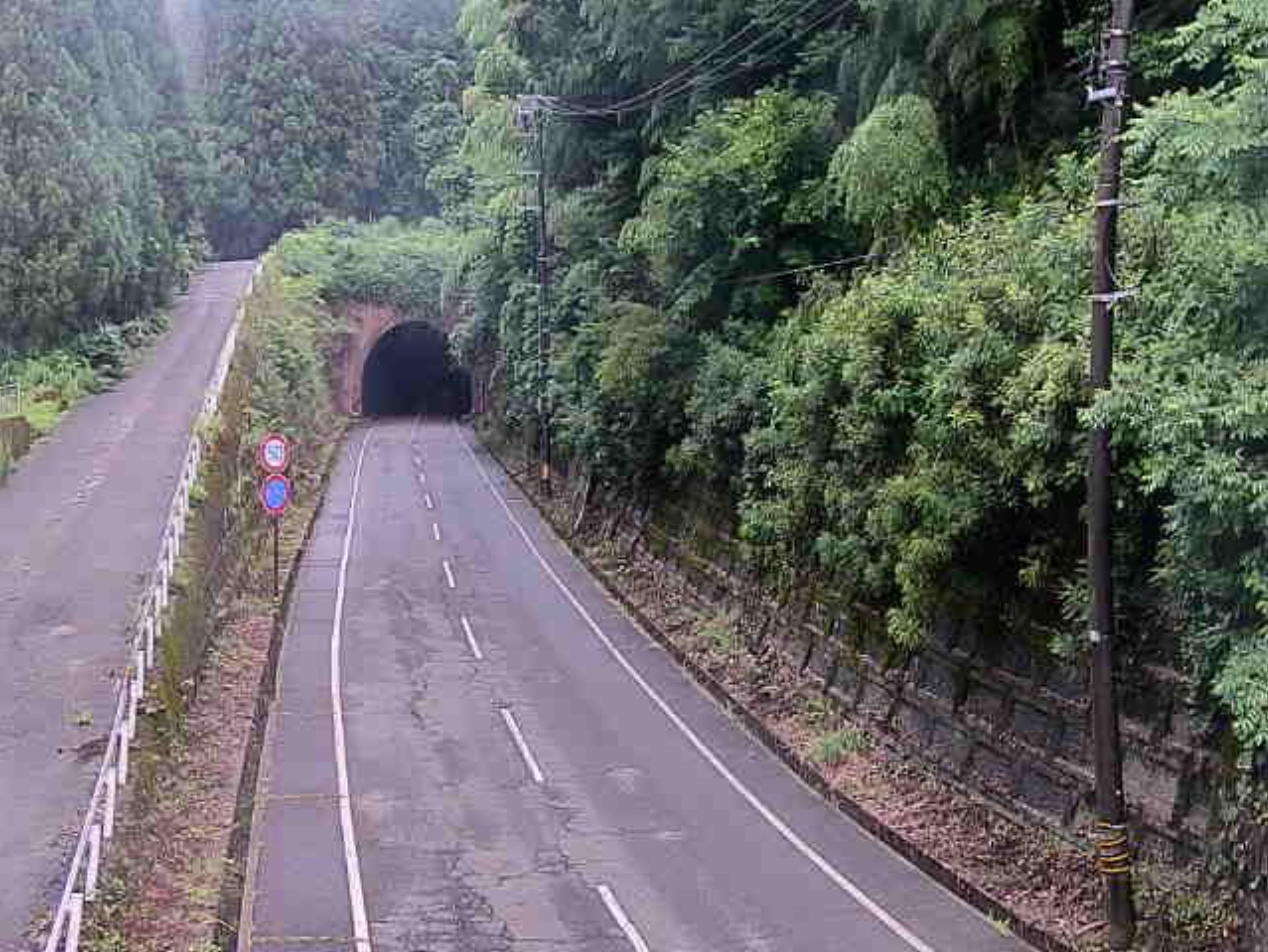 国道365号上山中ライブカメラ(福井県越前町上山中)