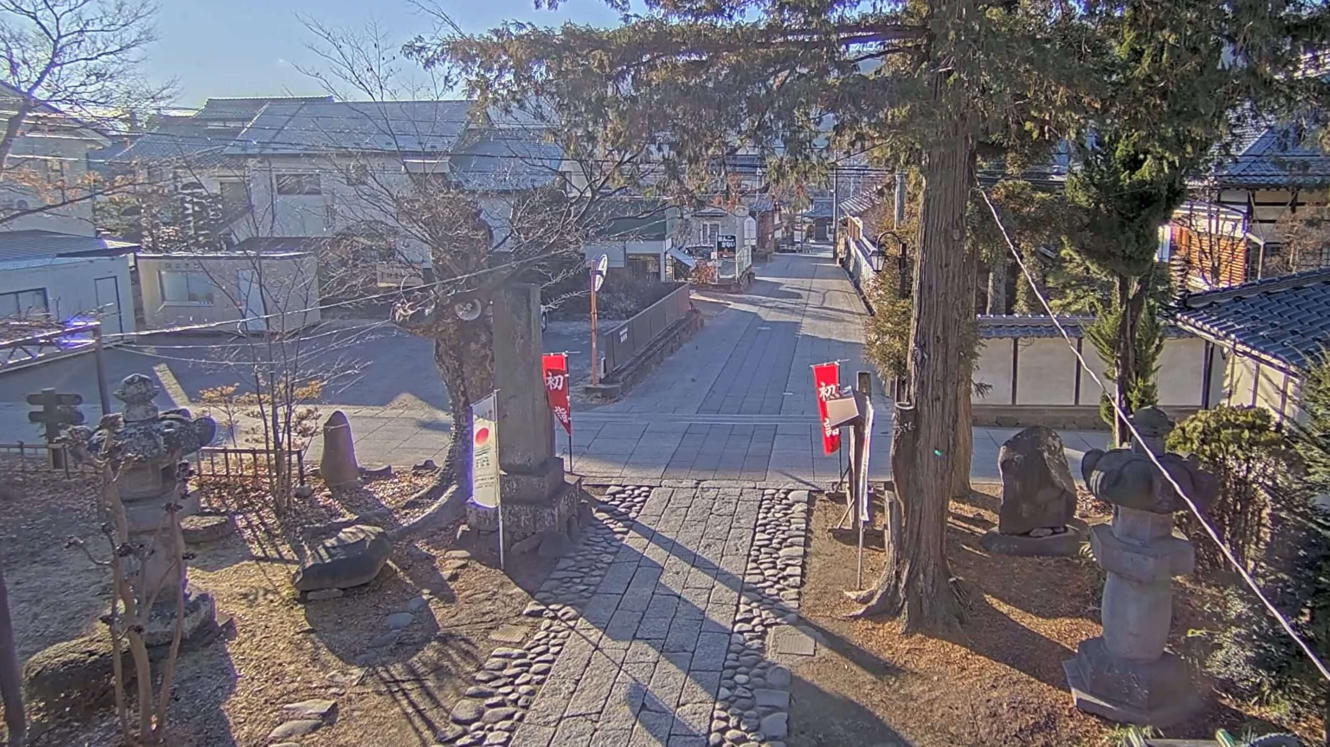 UCV信濃国分寺境内参道側ライブカメラ(長野県上田市国分)