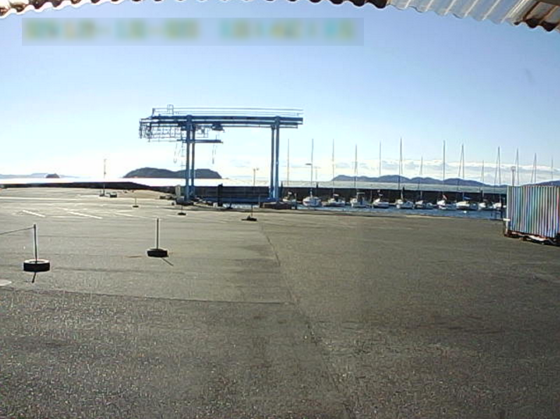 三谷ヨットハーバー南向ライブカメラ(愛知県蒲郡市三谷町)