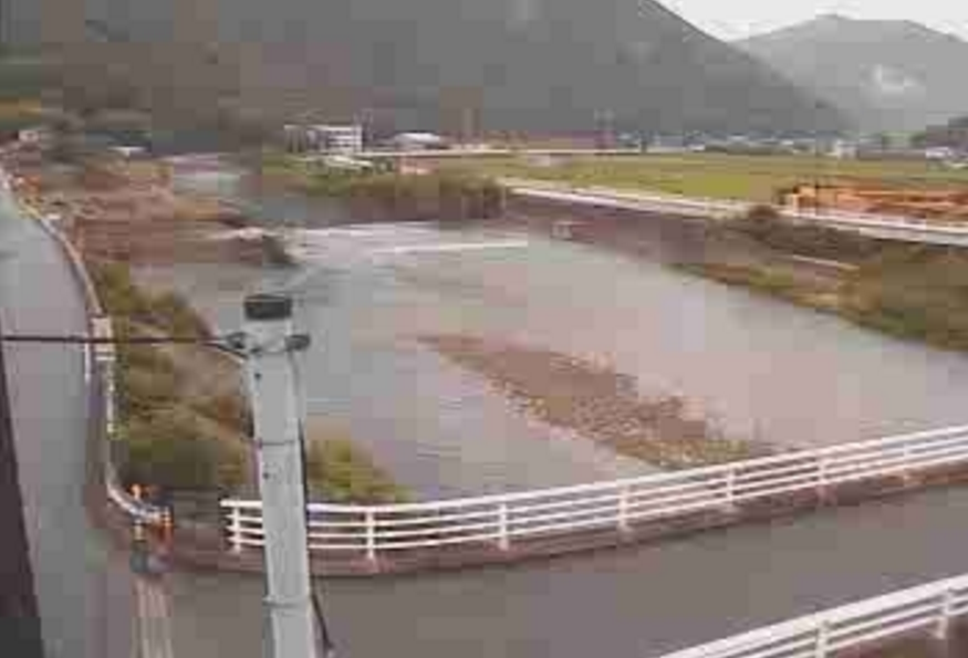 周参見川望児橋ライブカメラ(和歌山県すさみ町周参見)