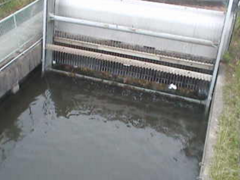 牟呂用水東田町ライブカメラ(愛知県豊橋市東田町)