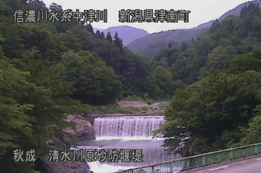 中津川清水川原水位観測所ライブカメラ(新潟県津南町秋成)