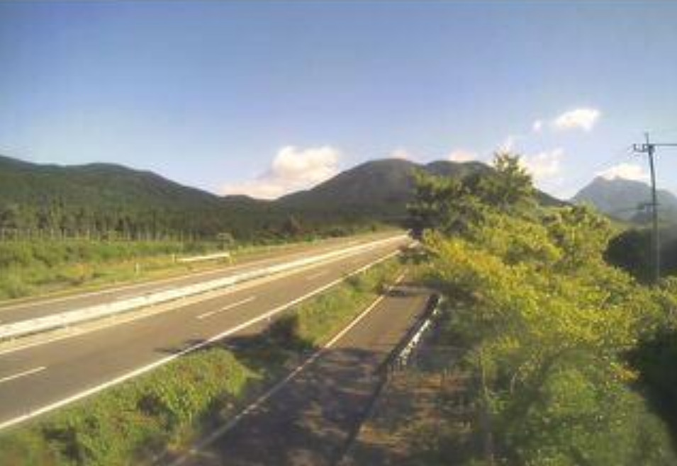 大分自動車道天間バスストップ付近ライブカメラ(大分県別府市南畑)