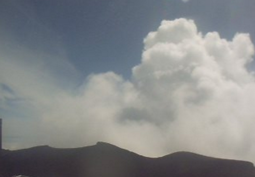 富士山頂東方面ライブカメラ(静岡県富士宮市北山)