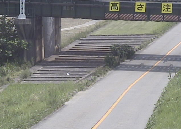 JR中央本線アンダーパス矢田川左岸ライブカメラ(愛知県名古屋市東区)
