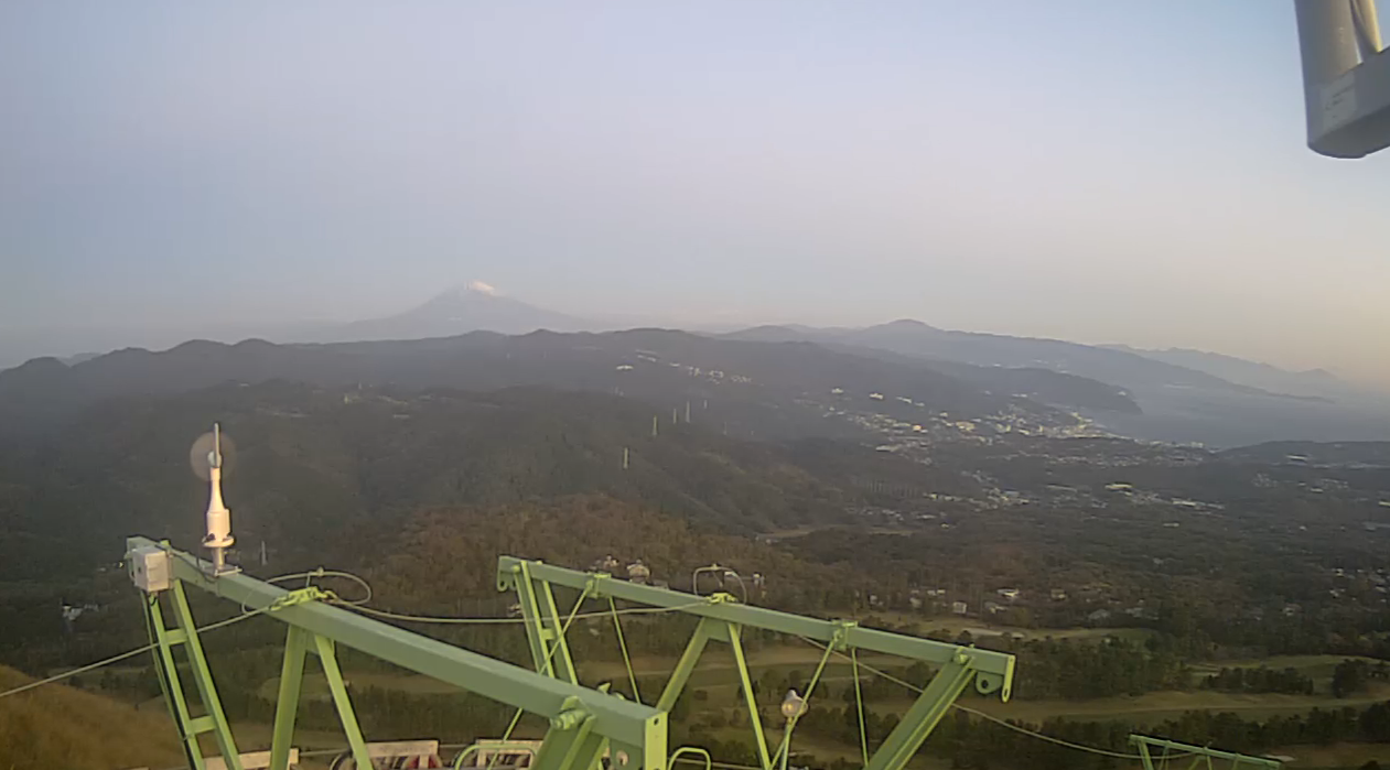 大室山山頂富士山ライブカメラ(静岡県伊東市富戸)