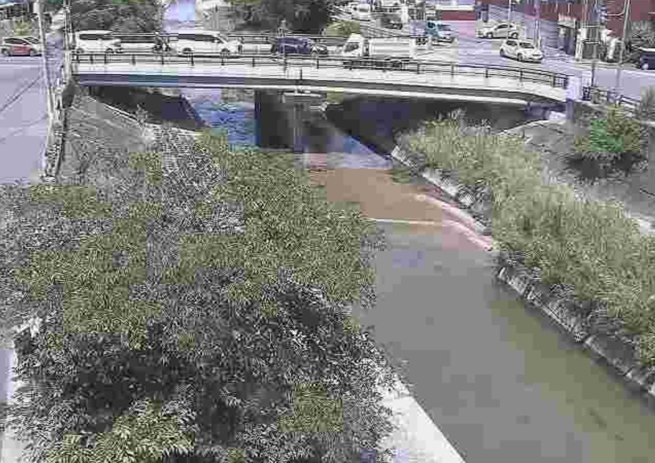 高田川磐築橋ライブカメラ(奈良県大和高田市築山)