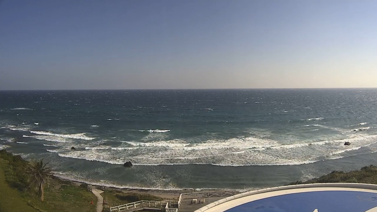 下田プリンスホテル白浜中央海水浴場ライブカメラ(静岡県下田市白浜)