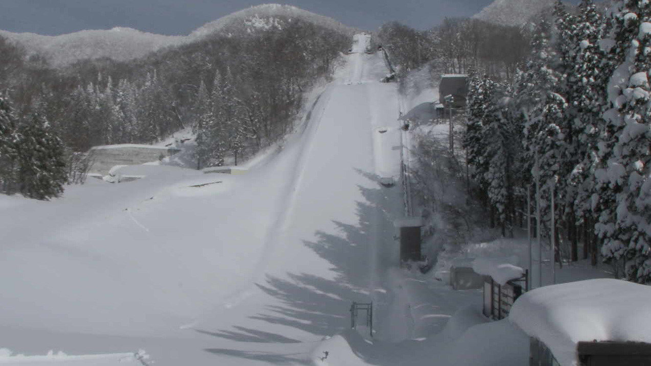 アリオンテック蔵王シャンツェライブカメラ(山形県山形市蔵王温泉)