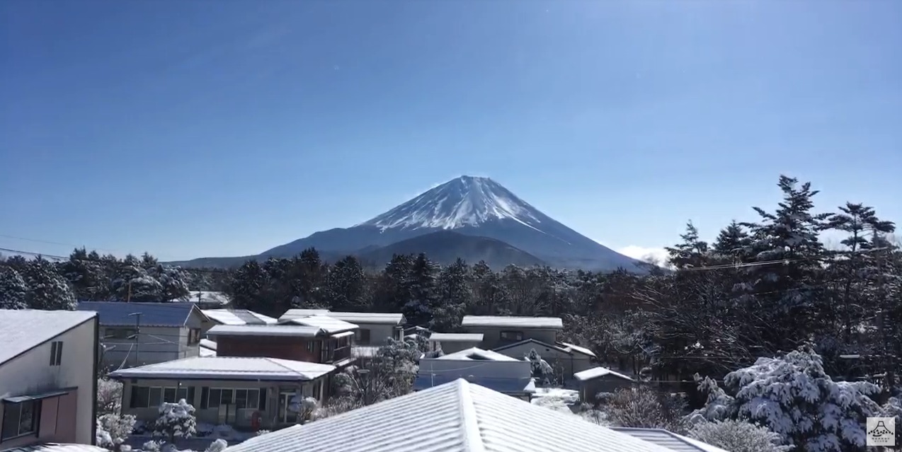 精進湖民宿村富士山ライブカメラ(山梨県富士河口湖町精進)