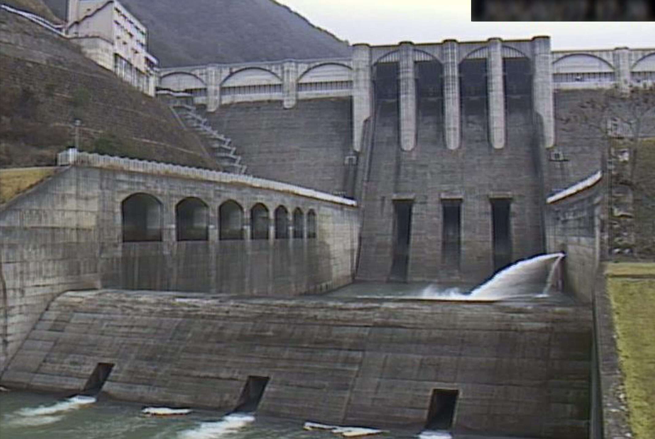 大滝ダム下流ライブカメラ(奈良県川上村大滝)