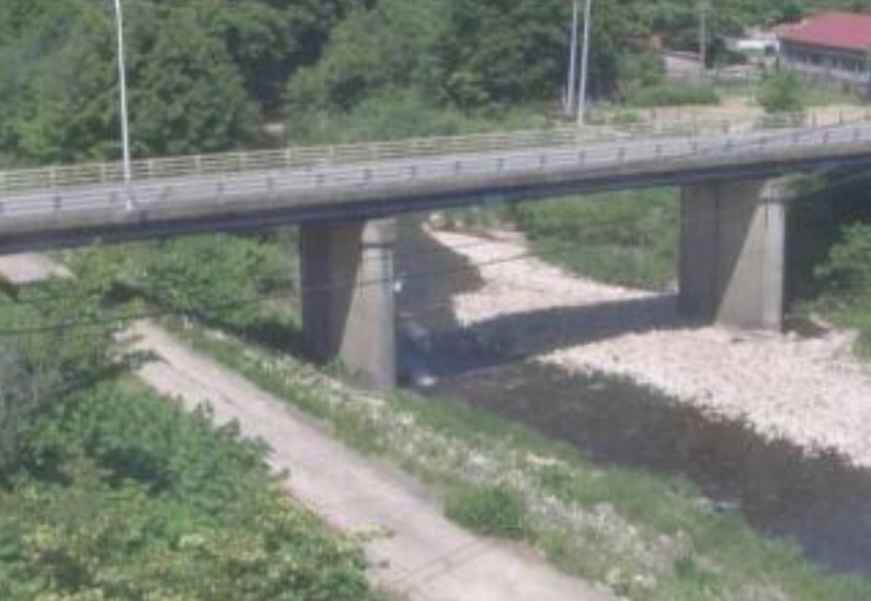 大畑川新小目名橋ライブカメラ(青森県むつ市大畑町)