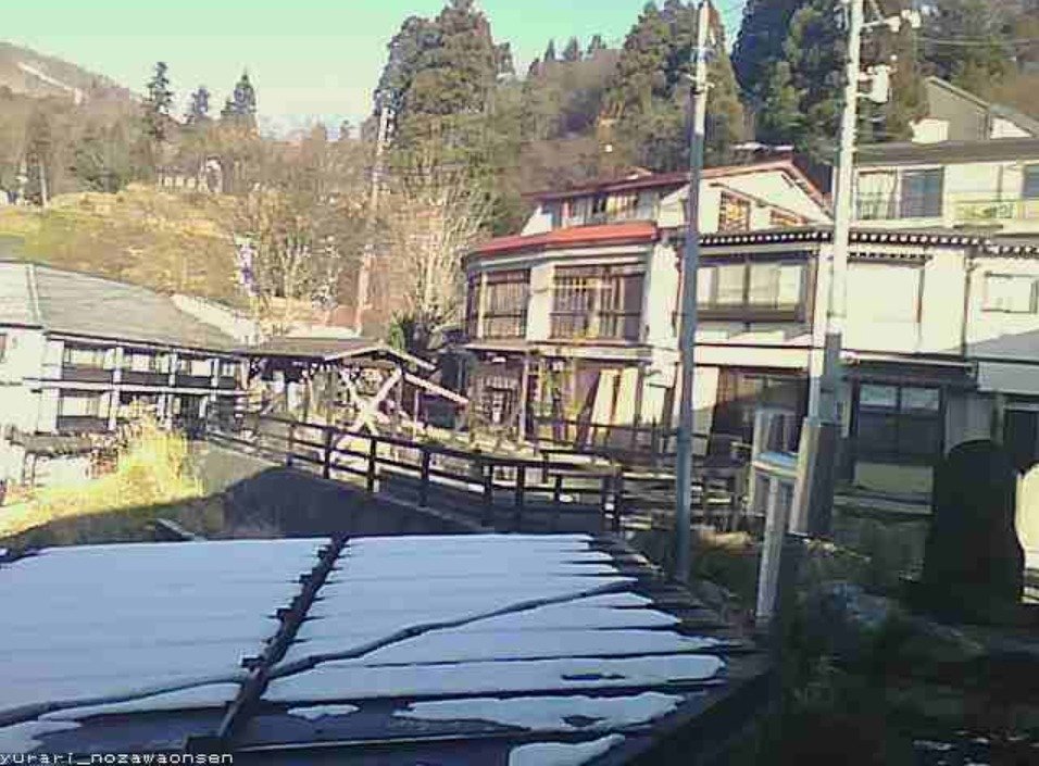 ミニ温泉広場湯らりライブカメラ(長野県野沢温泉村豊郷)