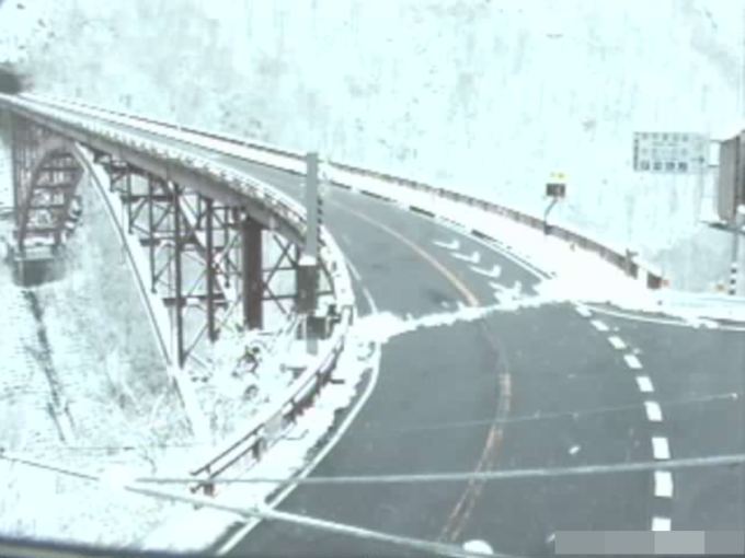 国道140号豆焼橋ライブカメラ(埼玉県秩父市大滝) ライブカメラDB