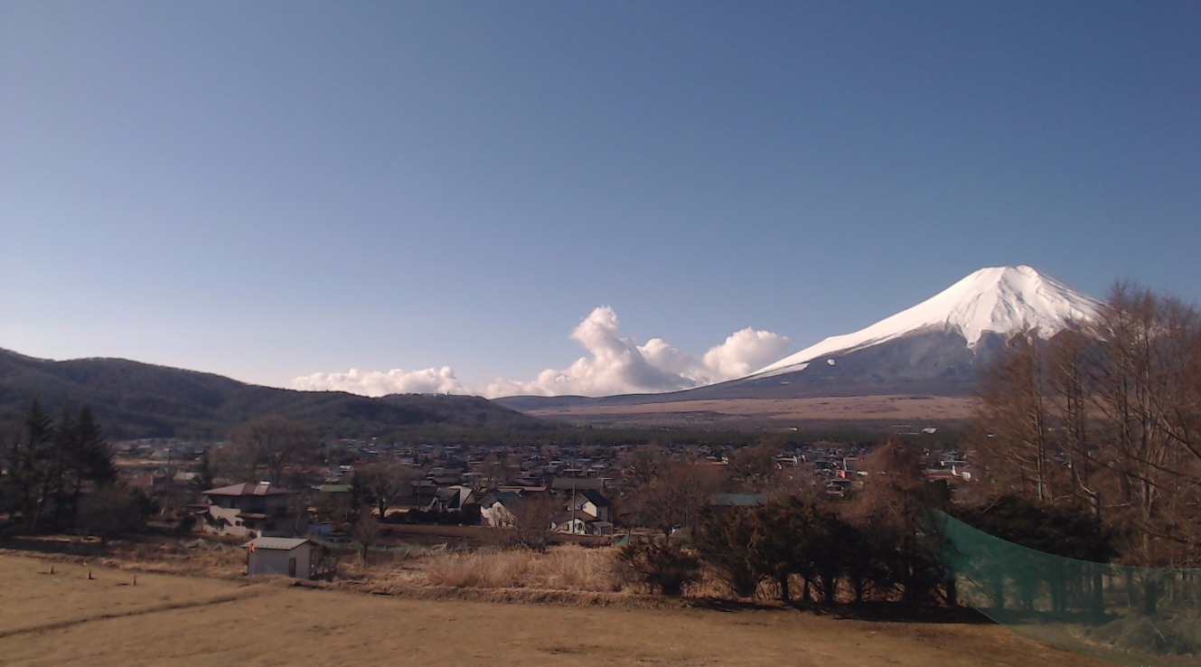 富士五湖TV忍野高台富士山ライブカメラ(山梨県忍野村内野)