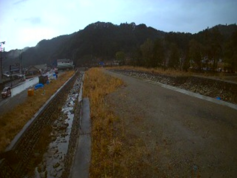 那智川井関下流側ライブカメラ(和歌山県那智勝浦町井関)